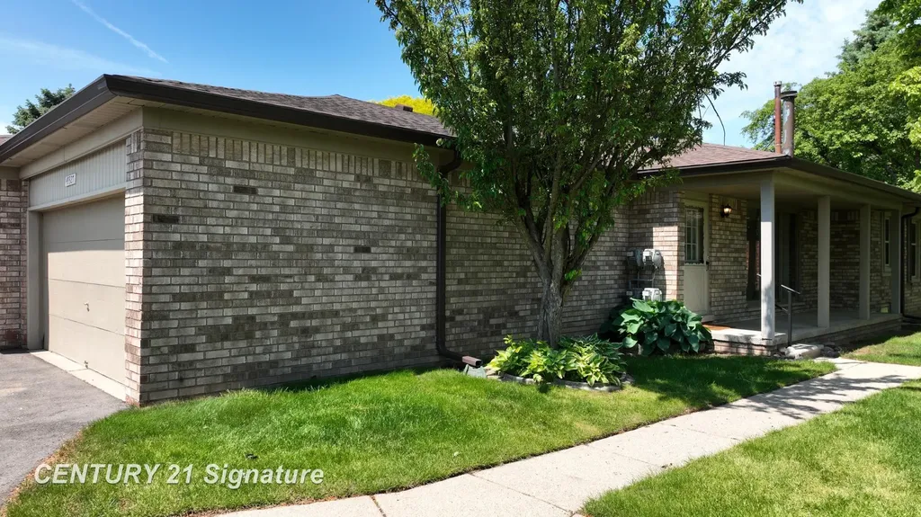 49327 Winchester Court Shelby Charter Township MI 48315