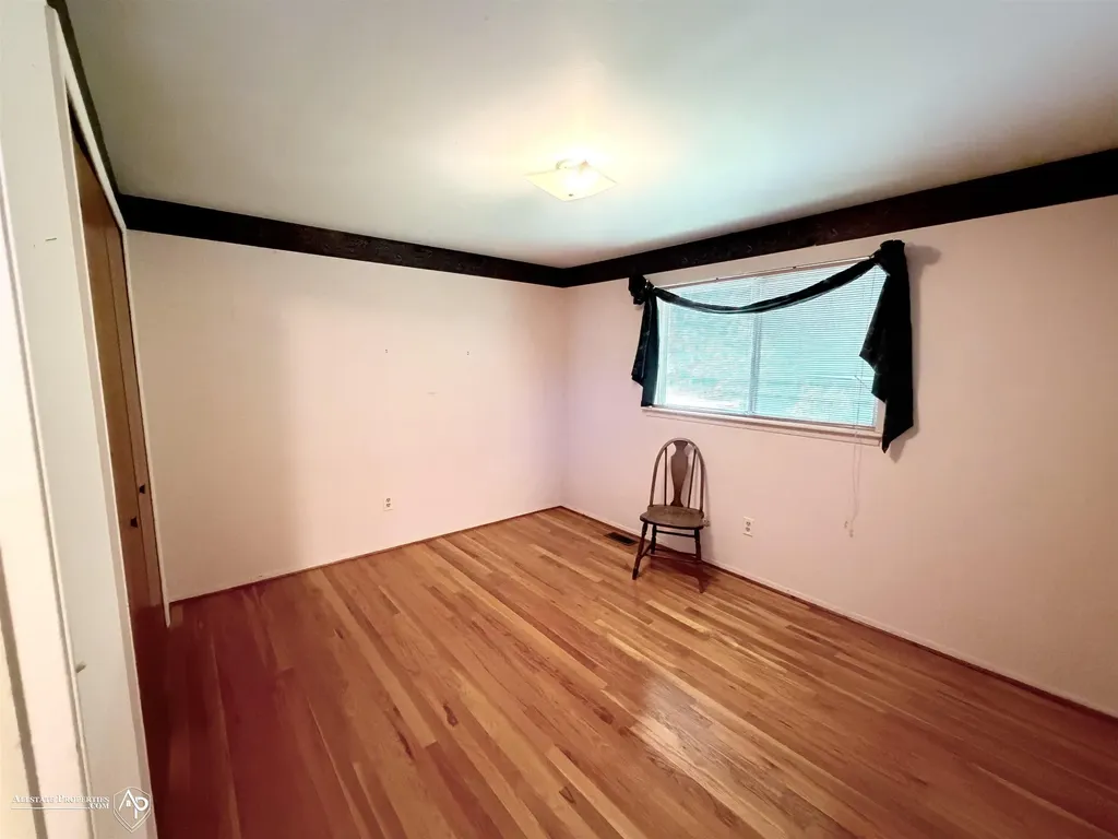 604 Amesbury Drive Davison City MI 48423