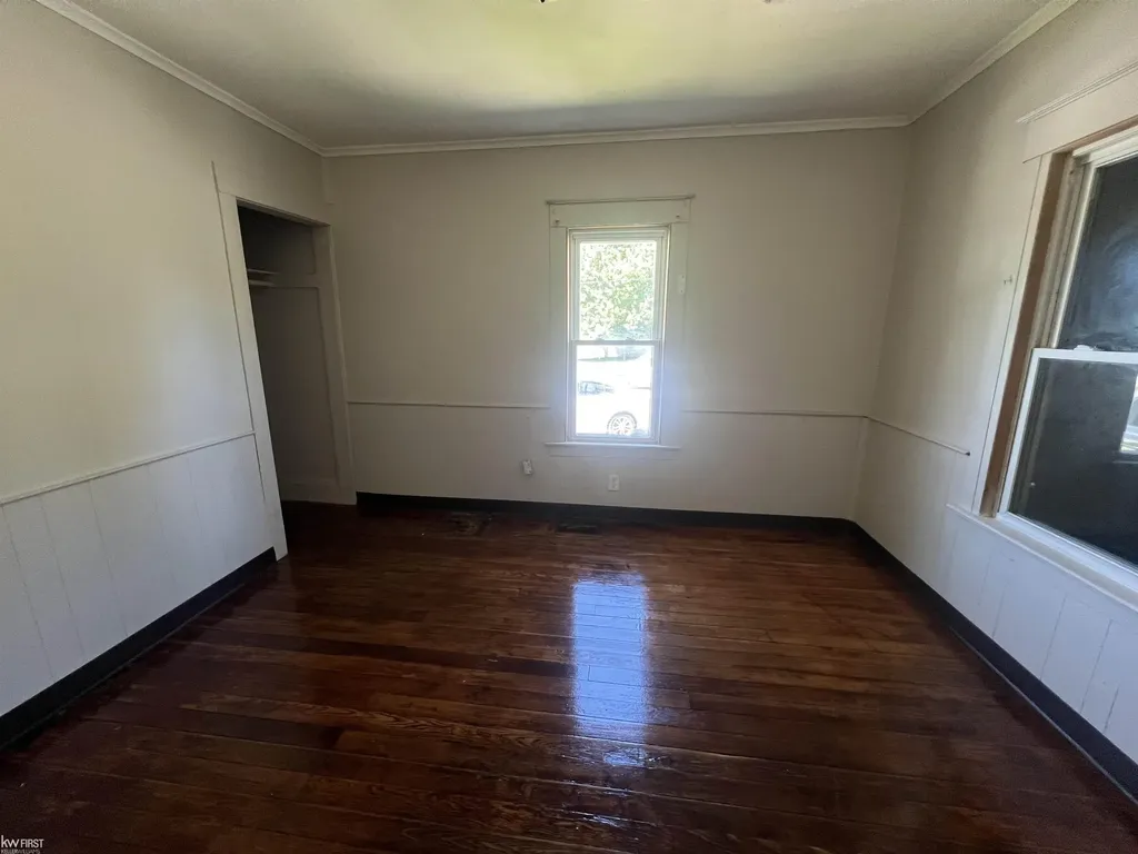 2222 Francisco Street Flint Charter Township MI 48433