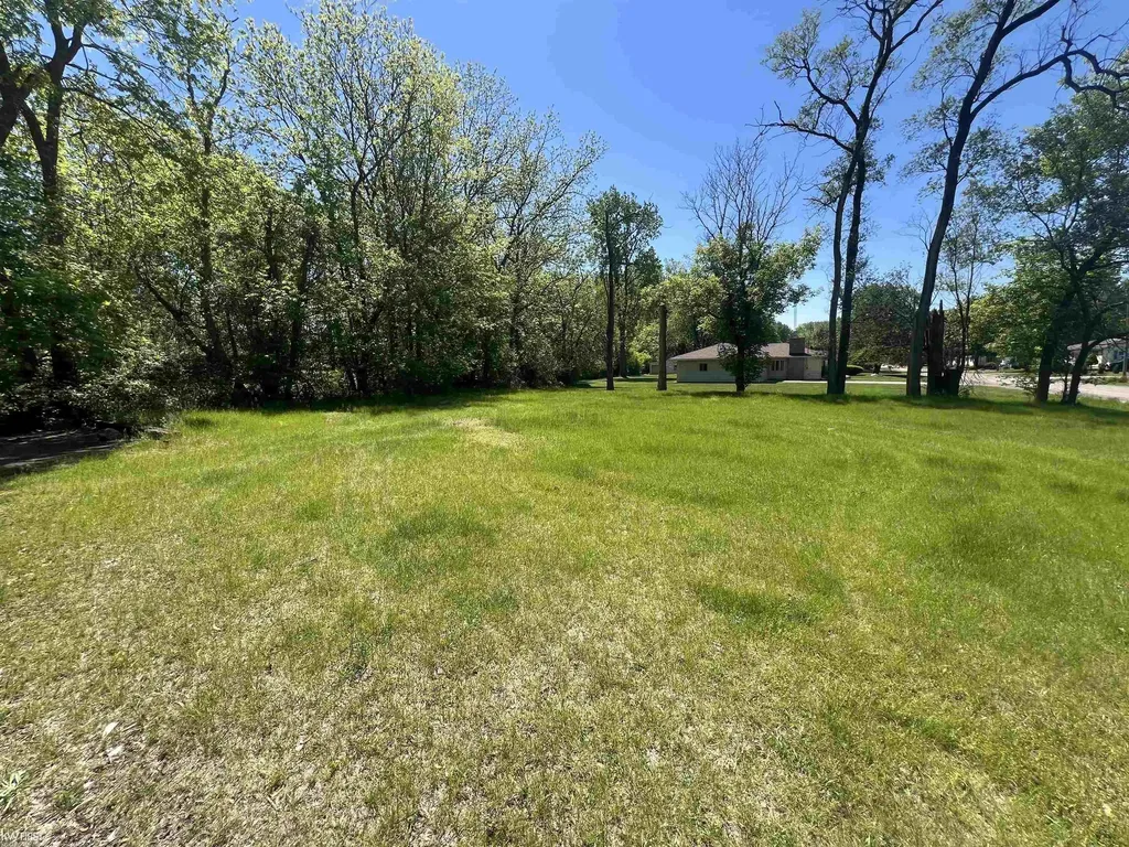 2222 Francisco Street Flint Charter Township MI 48433