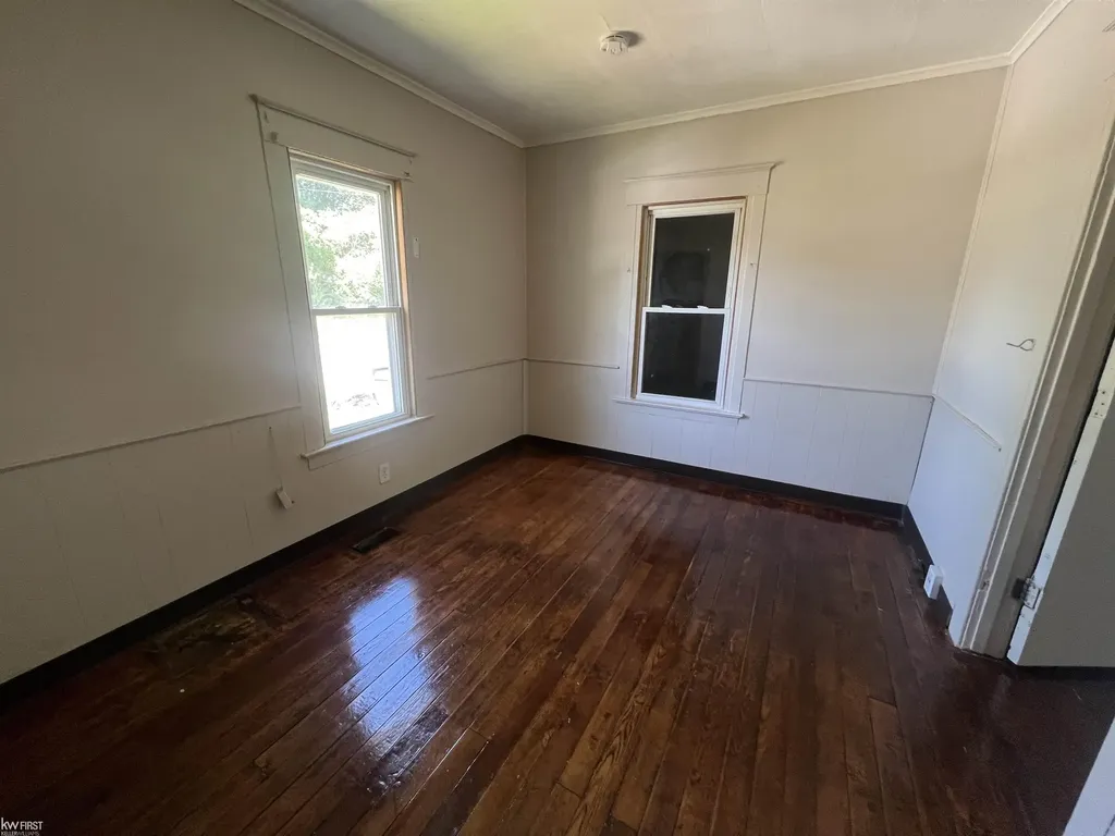 2222 Francisco Street Flint Charter Township MI 48433