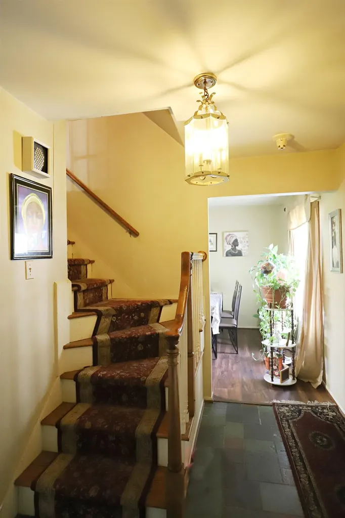 1047 Western Hills Drive Flint Charter Township MI 48532