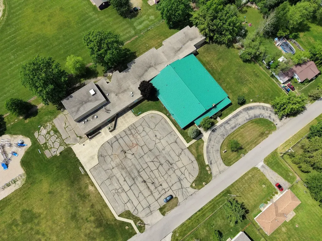 900 Oak Street Lennon Village MI 48449