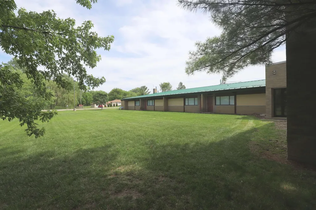 900 Oak Street Lennon Village MI 48449