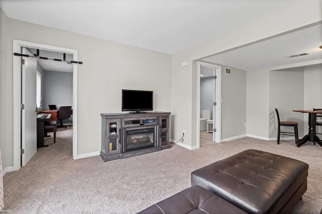 1170 Parklane Circle Mundy Township MI 48439