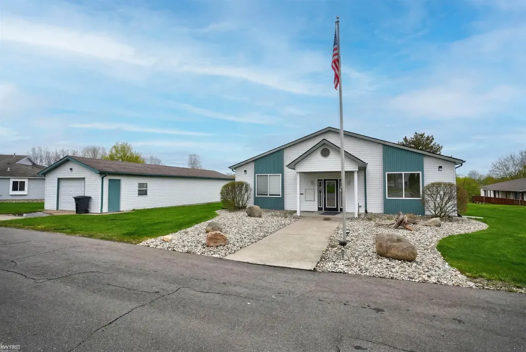 1170 Parklane Circle Mundy Township MI 48439