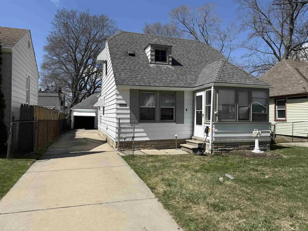 23313 Hazelwood Avenue Hazel Park City MI 48030