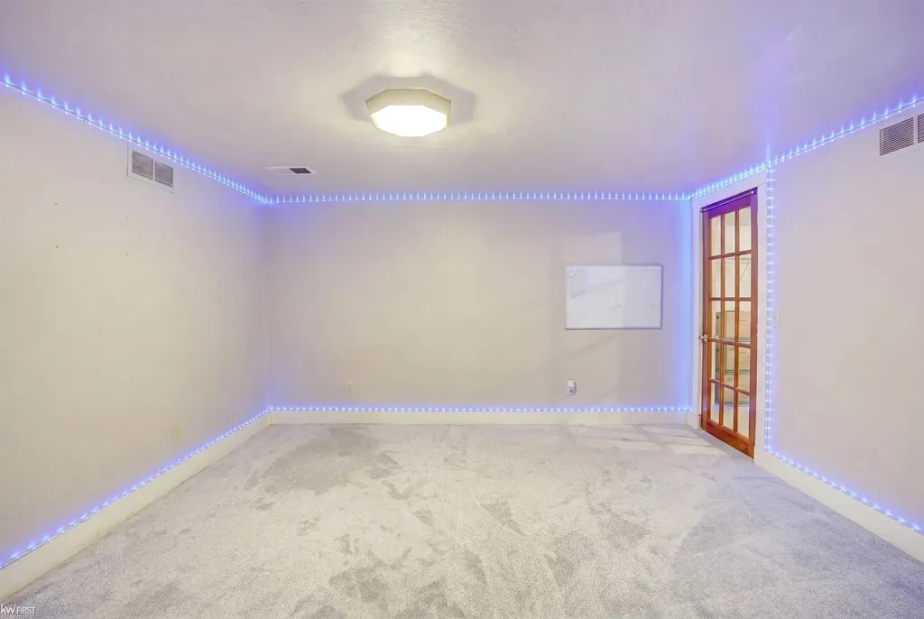 5311 Crestwood Drive Grand Blanc Charter Township MI 48439