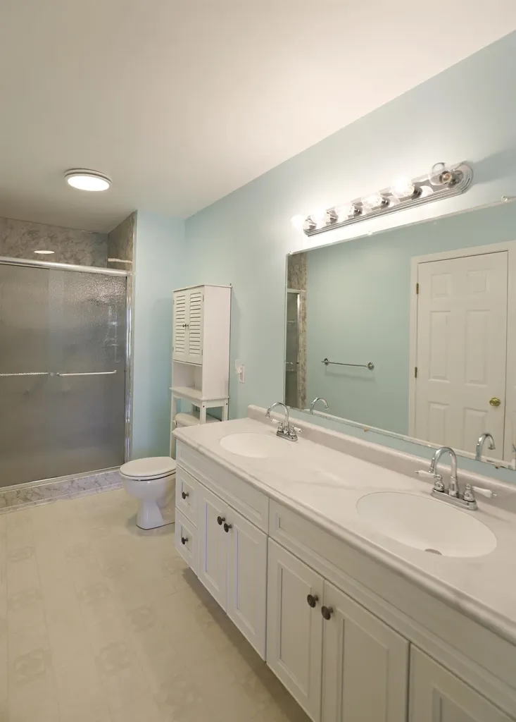 1302 Brenner Pass Vienna Charter Township MI 48420
