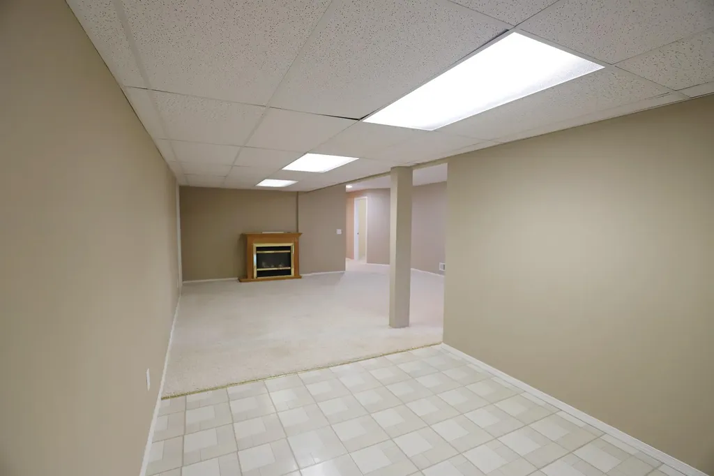 1302 Brenner Pass Vienna Charter Township MI 48420