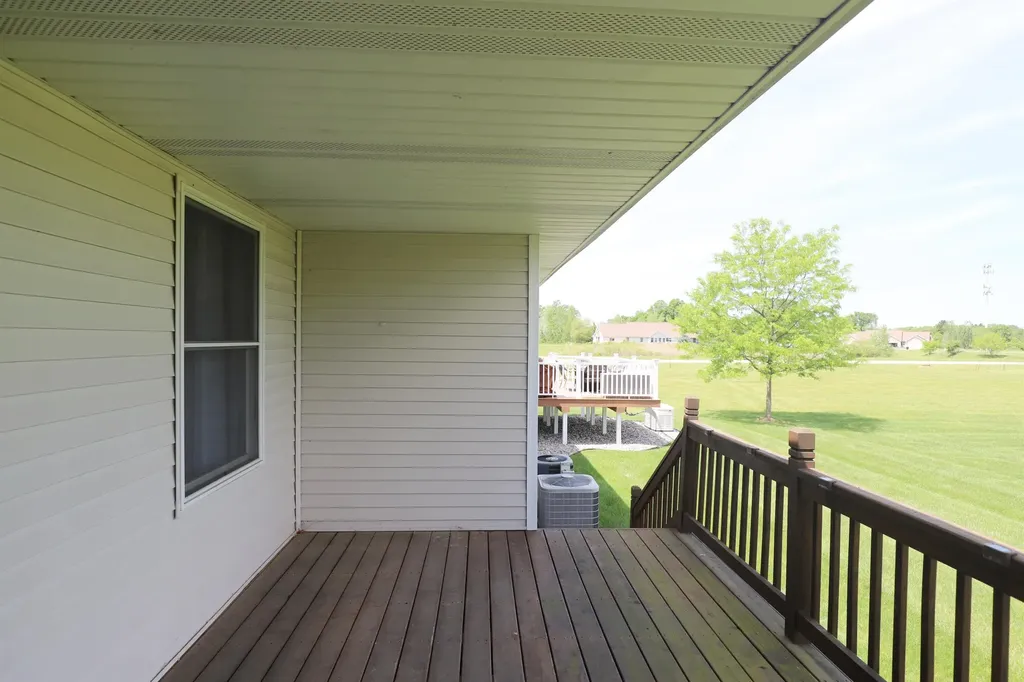 1302 Brenner Pass Vienna Charter Township MI 48420