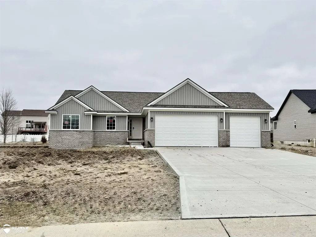 8323 Peninsula Circle Mundy Township MI 48439