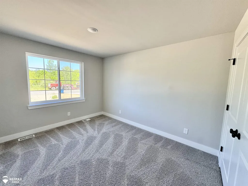 8323 Peninsula Circle Mundy Township MI 48439
