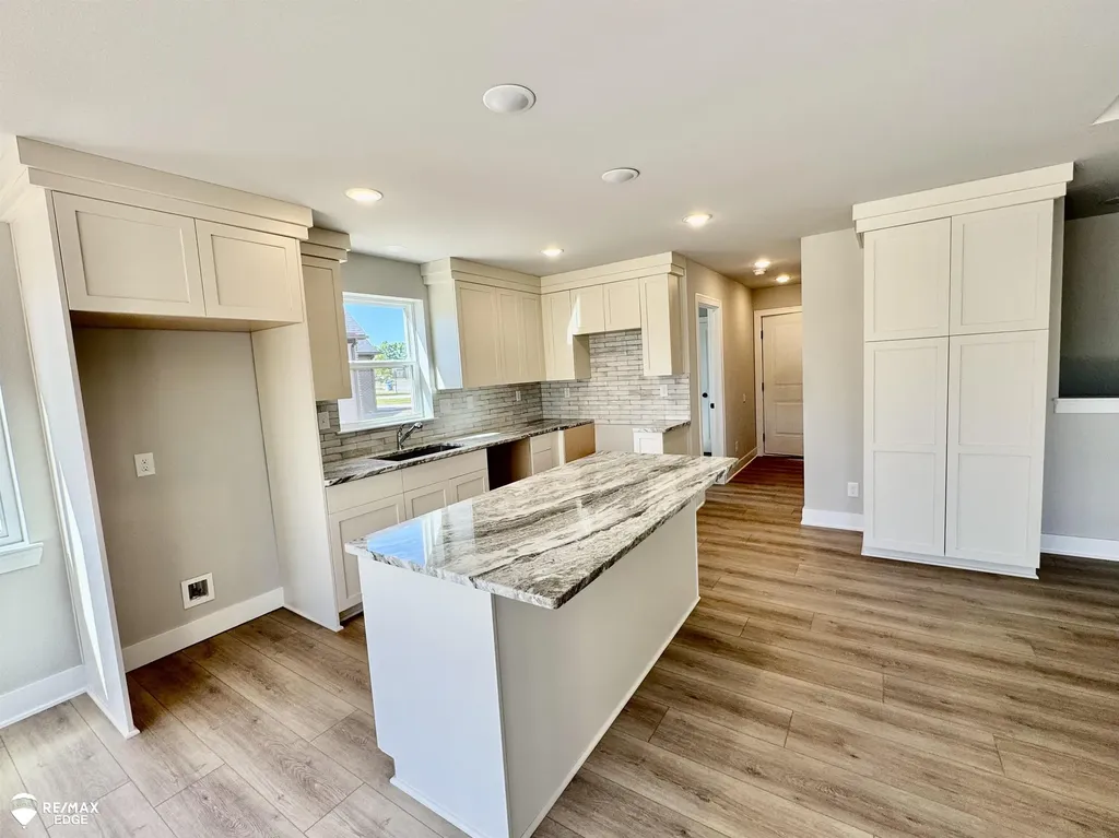 8323 Peninsula Circle Mundy Township MI 48439