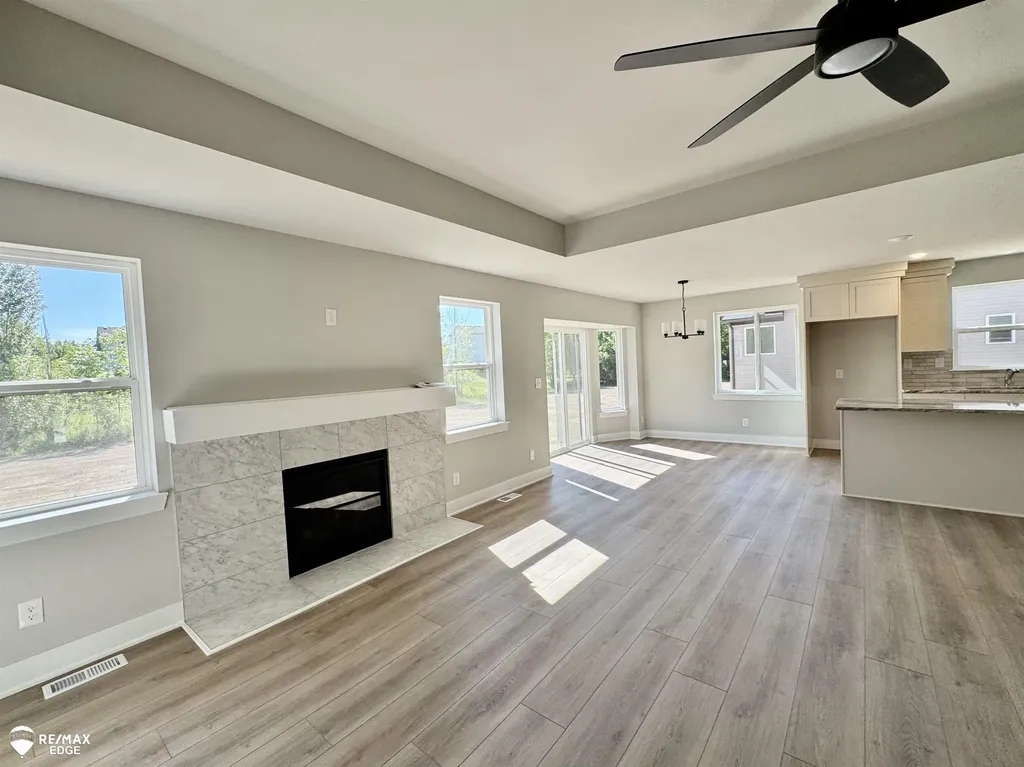 8323 Peninsula Circle Mundy Township MI 48439