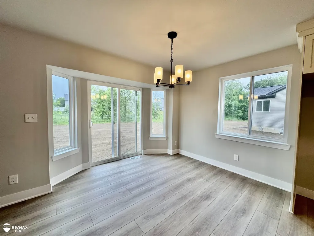8323 Peninsula Circle Mundy Township MI 48439