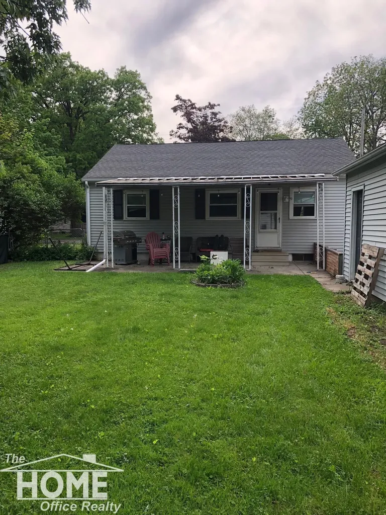 918 N Hickory Street Owosso City MI 48867