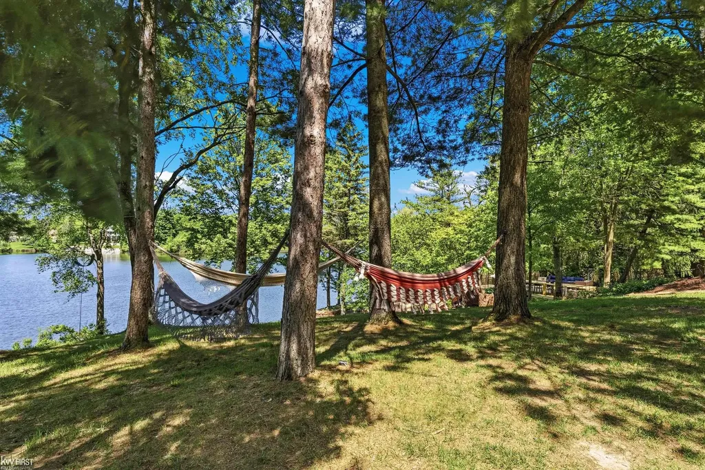 9220 Creekwood Lake Trail Mundy Township MI 48439