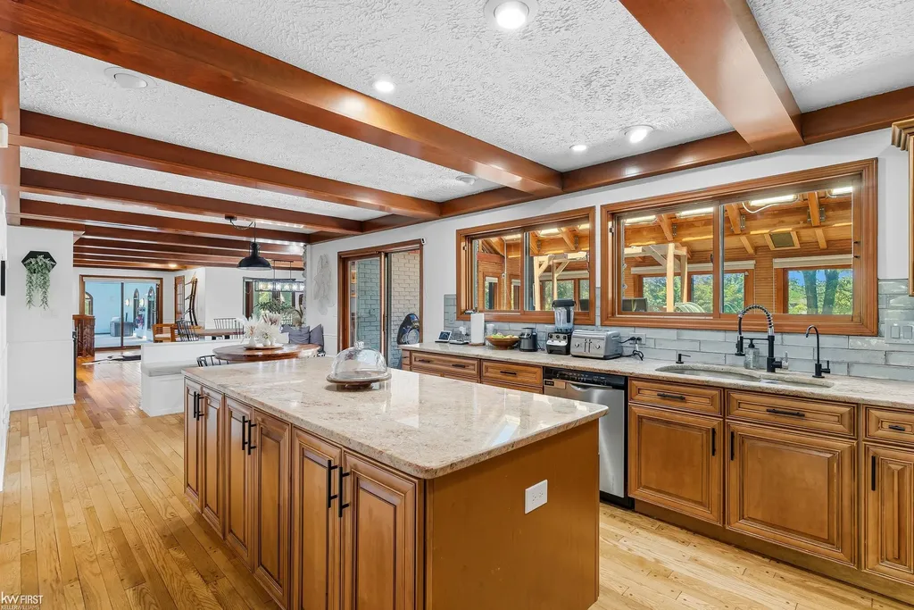 9220 Creekwood Lake Trail Mundy Township MI 48439