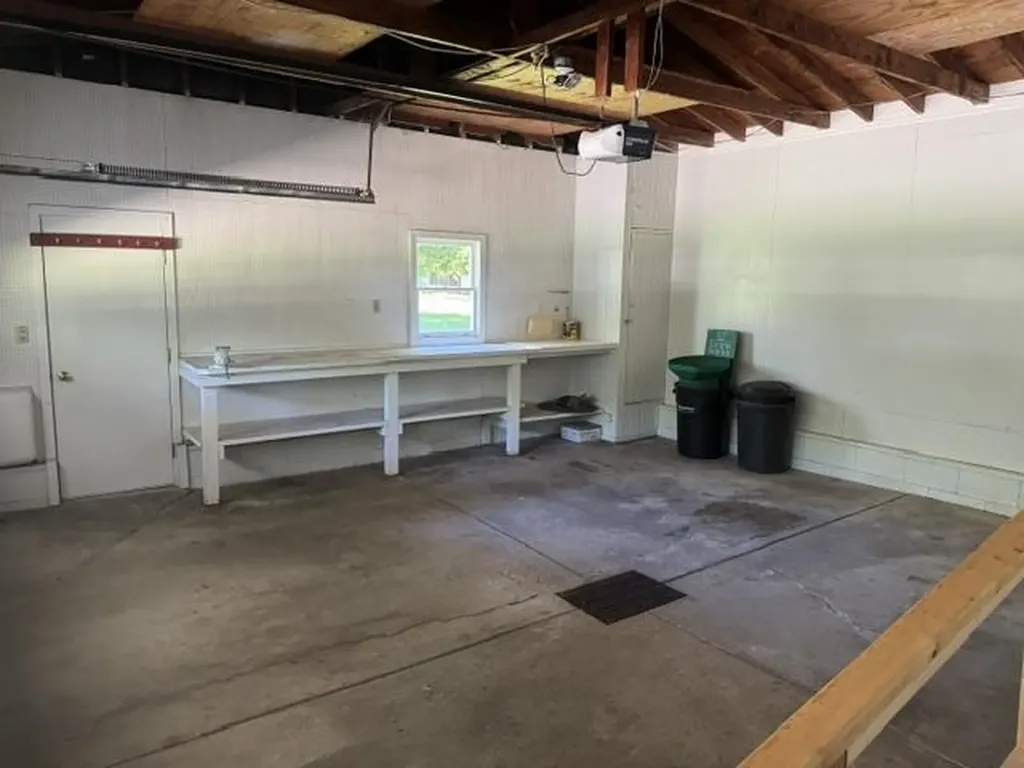 2052 N Vassar Road Davison Township MI 48423