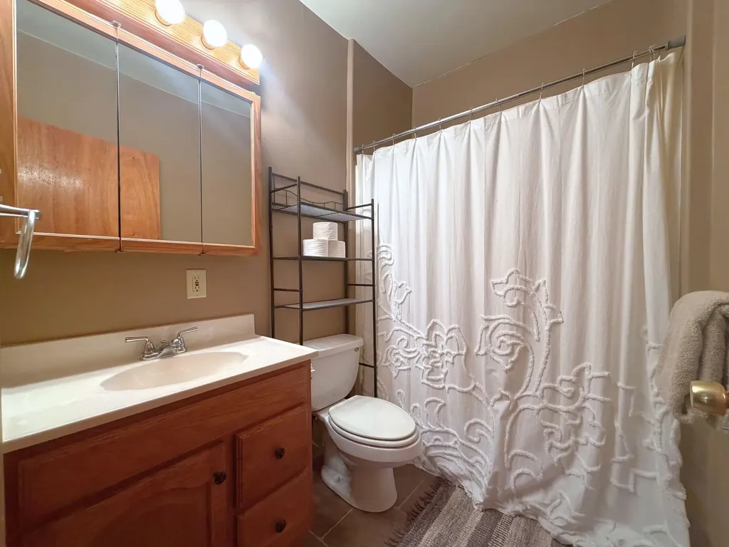 12313 Railroad Road Vienna Charter Township MI 48420