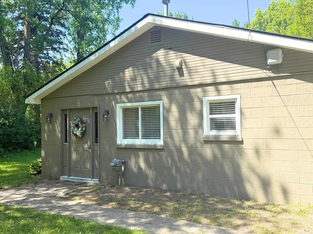 12313 Railroad Road Vienna Charter Township MI 48420