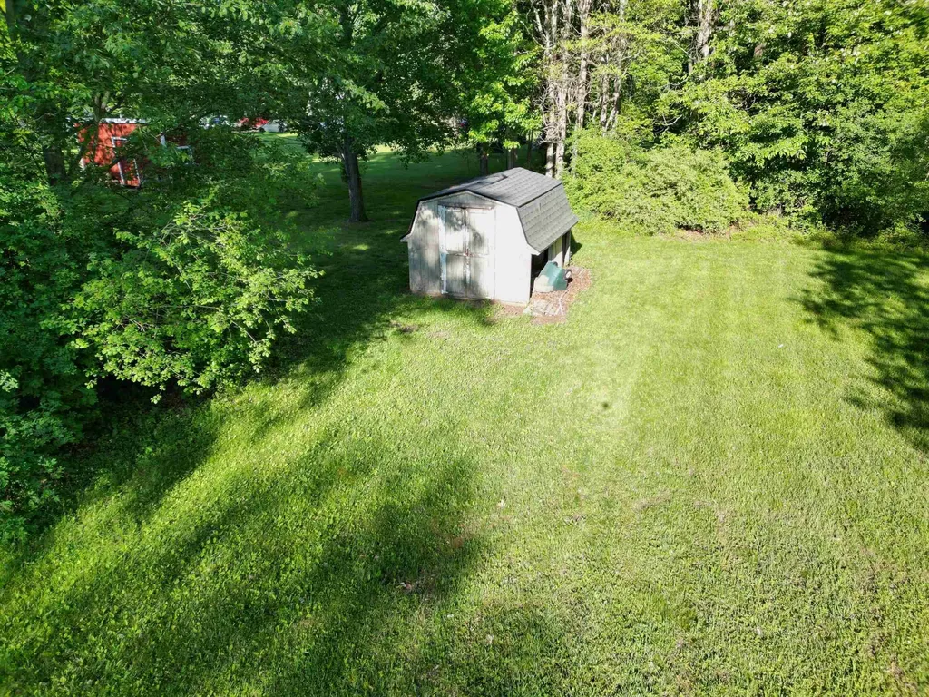 12313 Railroad Road Vienna Charter Township MI 48420