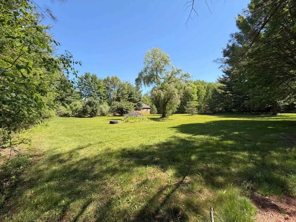 12313 Railroad Road Vienna Charter Township MI 48420