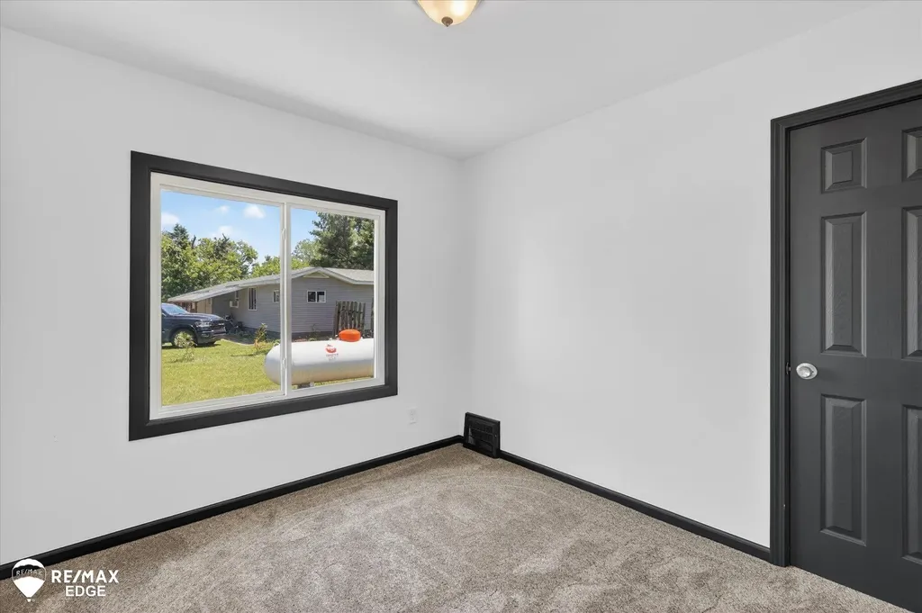 5233 Pratt Road Hadley Township MI 48455