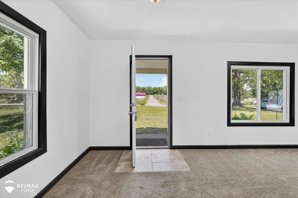 5233 Pratt Road Hadley Township MI 48455