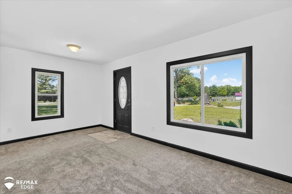 5233 Pratt Road Hadley Township MI 48455