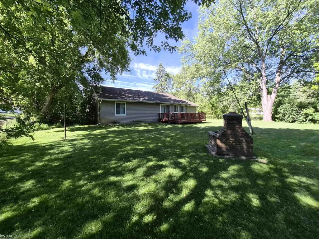 1282 Arrowhead Drive Burton City MI 48509