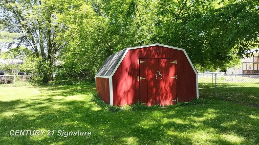 4468 Stacy Court Vienna Charter Township MI 48420