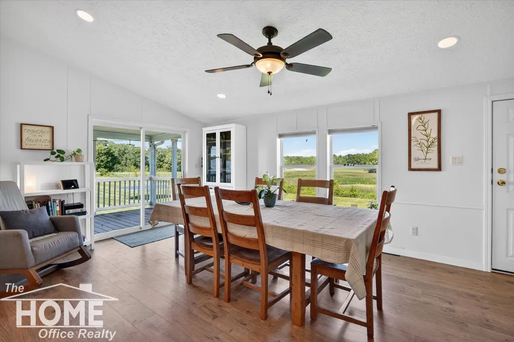 10975 E Grand River Avenue Danby Township MI 48875