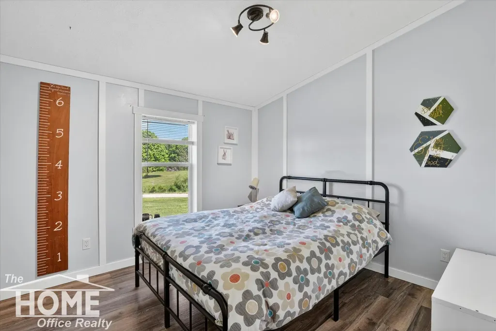 10975 E Grand River Avenue Danby Township MI 48875