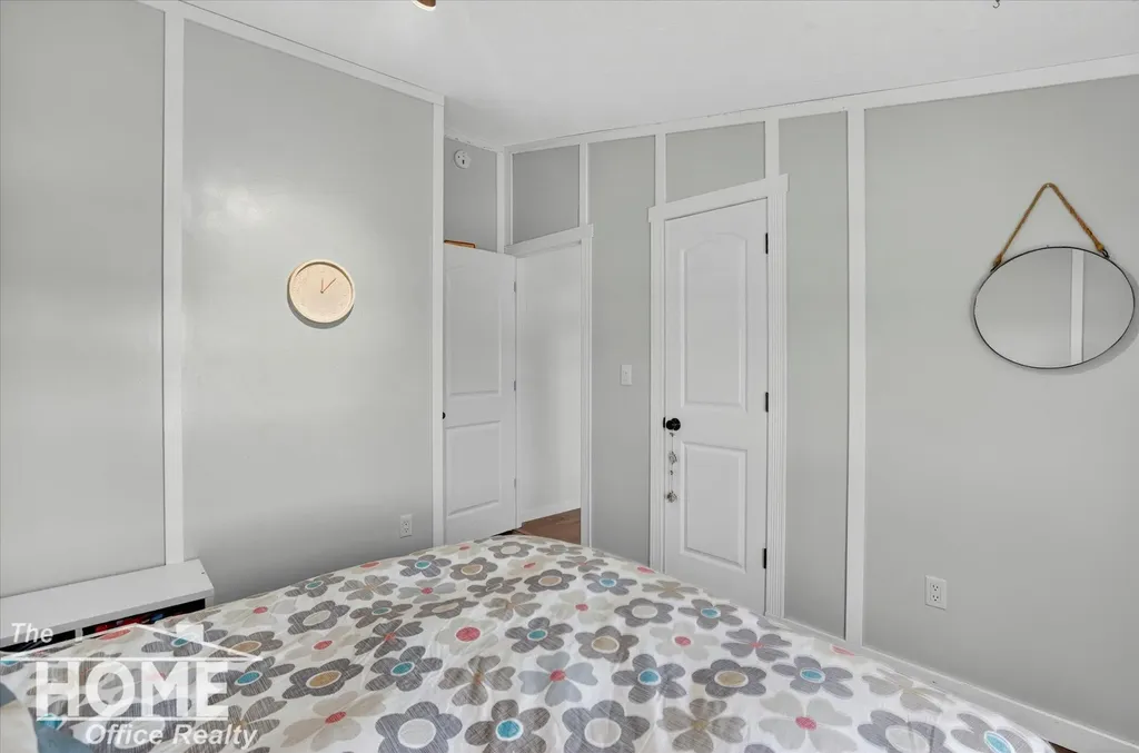 10975 E Grand River Avenue Danby Township MI 48875