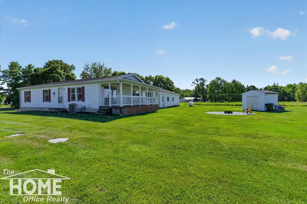 10975 E Grand River Avenue Danby Township MI 48875