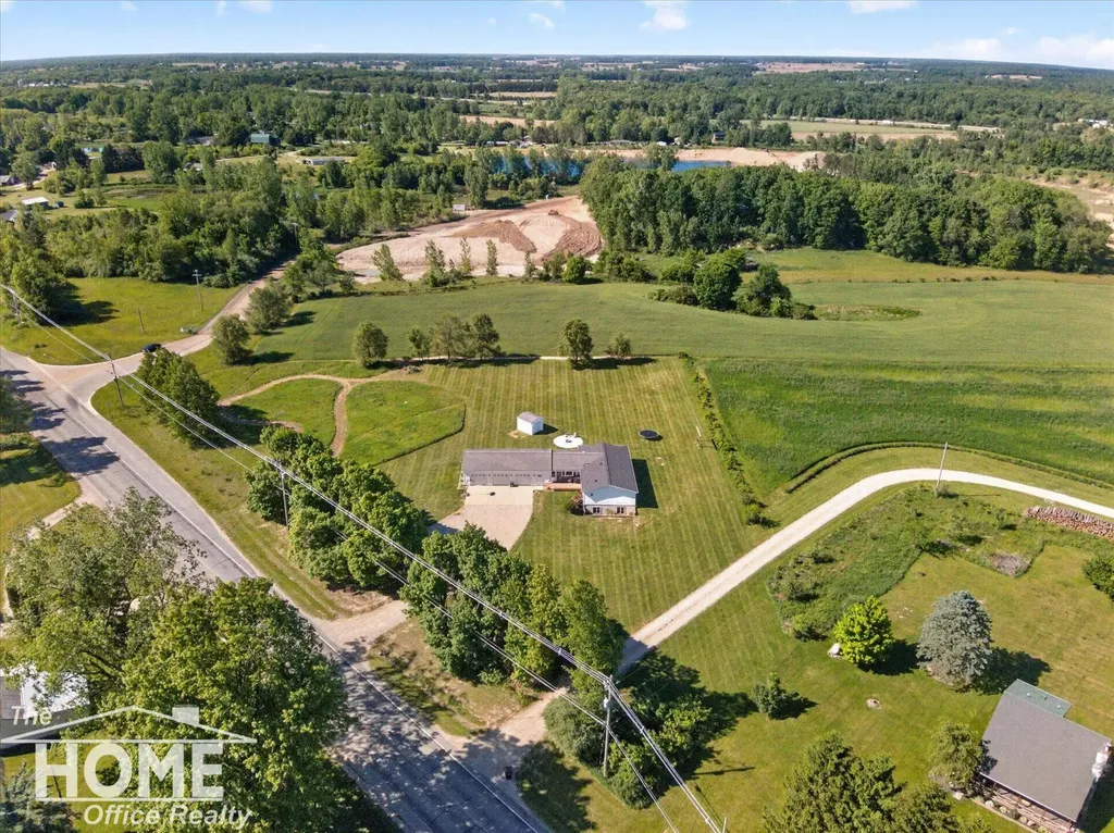 10975 E Grand River Avenue Danby Township MI 48875