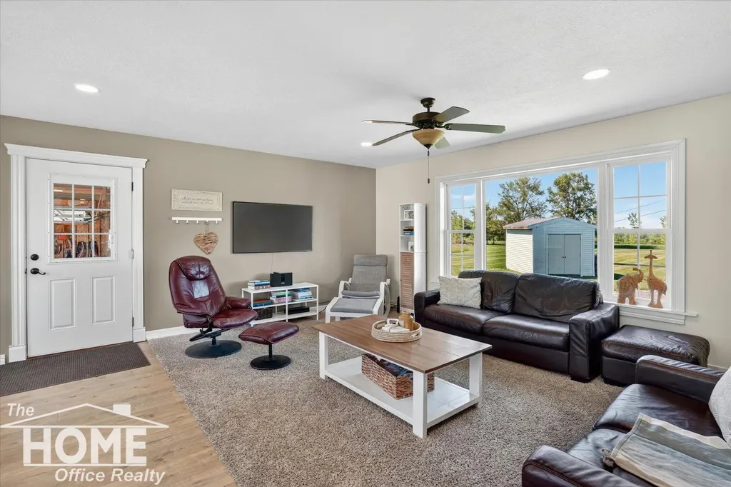 10975 E Grand River Avenue Danby Township MI 48875