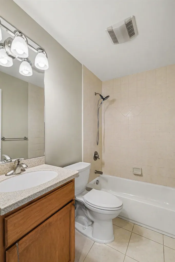 15600 Pine Ridge Drive Groveland Township MI 48442
