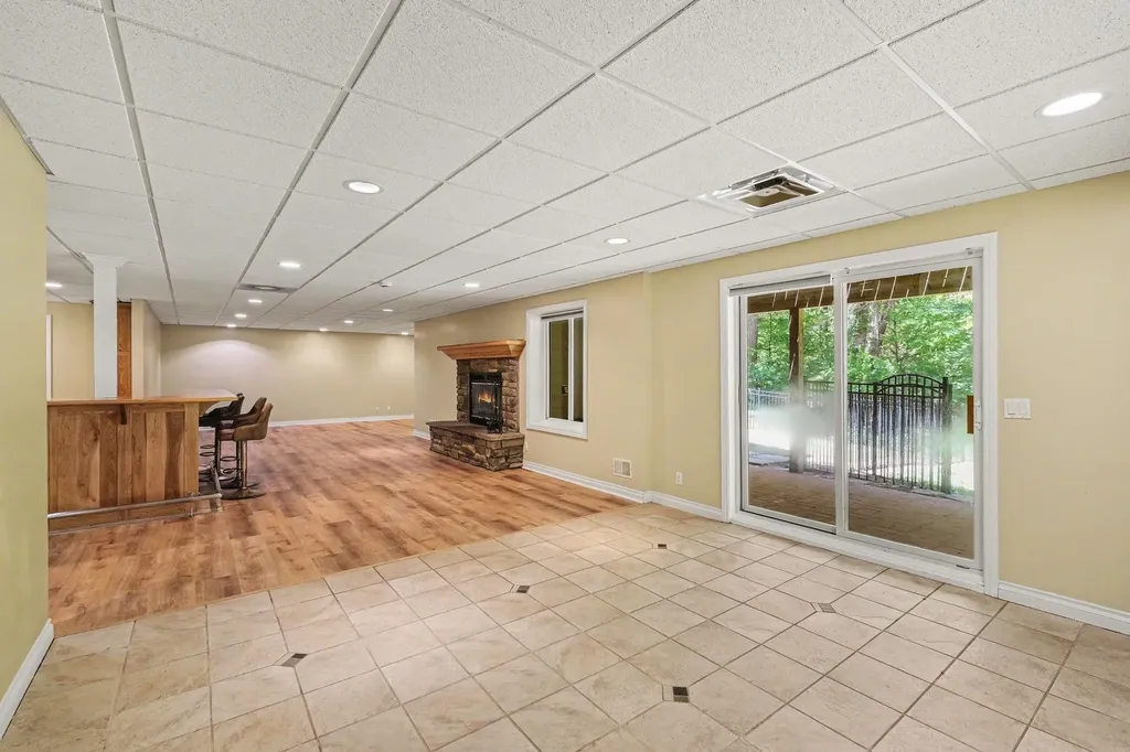 15600 Pine Ridge Drive Groveland Township MI 48442