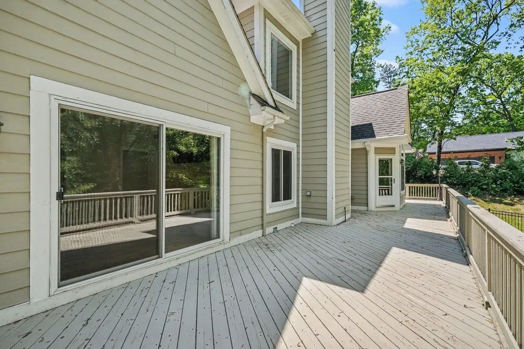 15600 Pine Ridge Drive Groveland Township MI 48442