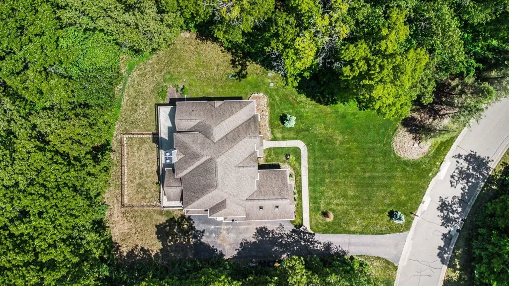 15600 Pine Ridge Drive Groveland Township MI 48442