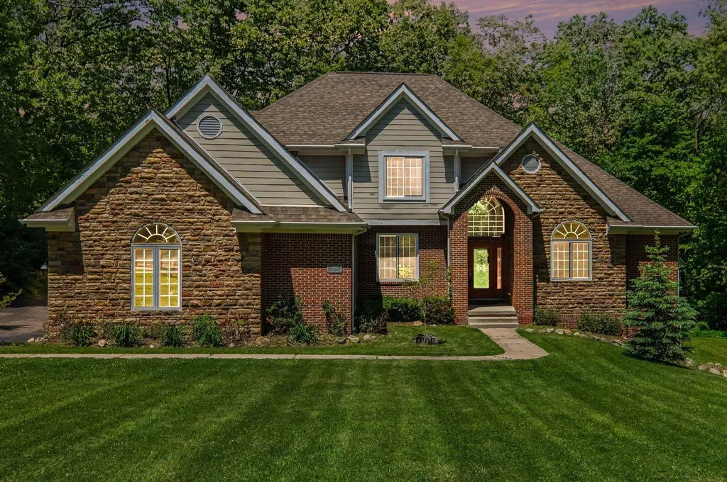15600 Pine Ridge Drive Groveland Township MI 48442