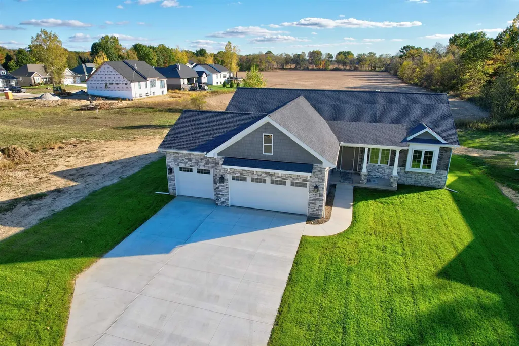 4341 Stepping Stone Lane Fenton Charter Township MI 48430