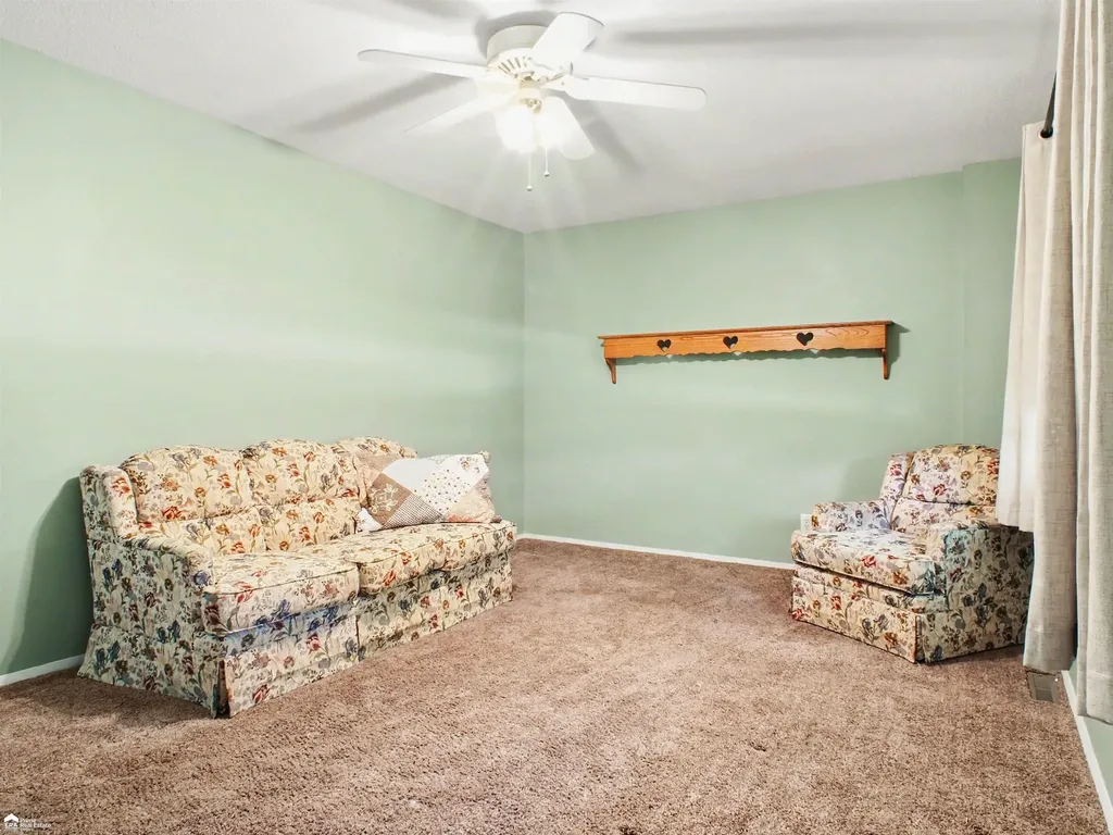 3345 Linger Lane Street Bridgeport Charter Township MI 48601