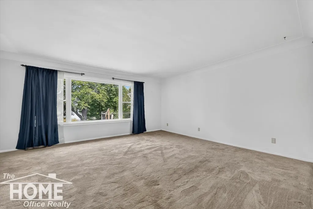 1910 Lake Court Bennington Township MI 48867