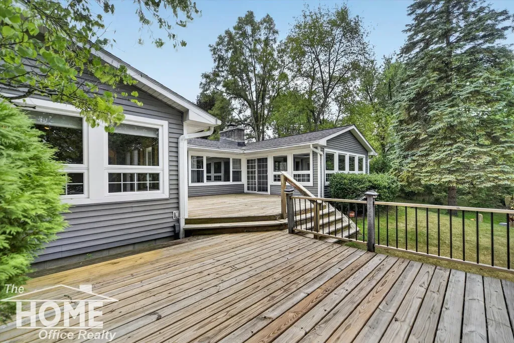 1910 Lake Court Bennington Township MI 48867