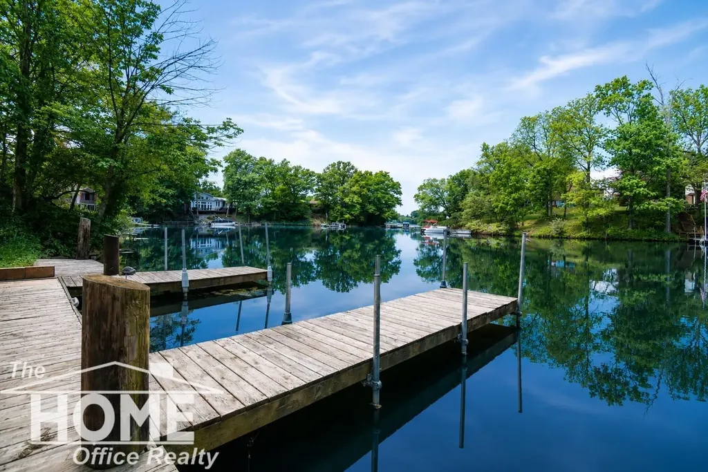 1910 Lake Court Bennington Township MI 48867