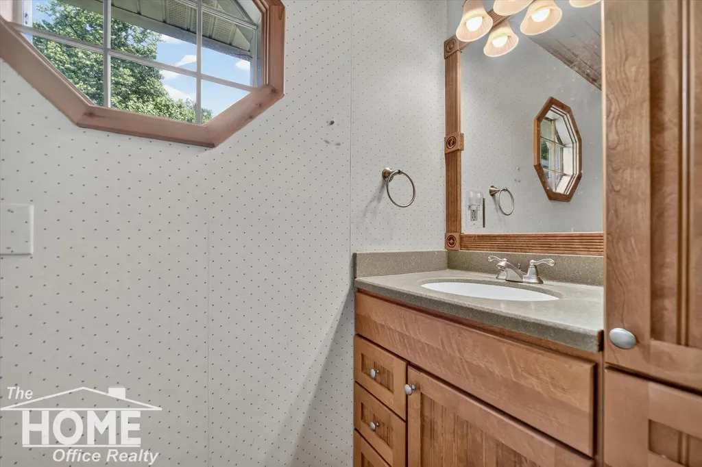 1910 Lake Court Bennington Township MI 48867